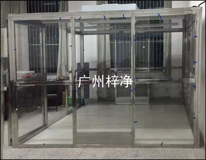 使用百級潔凈棚比較多的客戶，會選用千級潔凈棚，或萬級潔凈棚，少量客戶會選用百級或萬級。